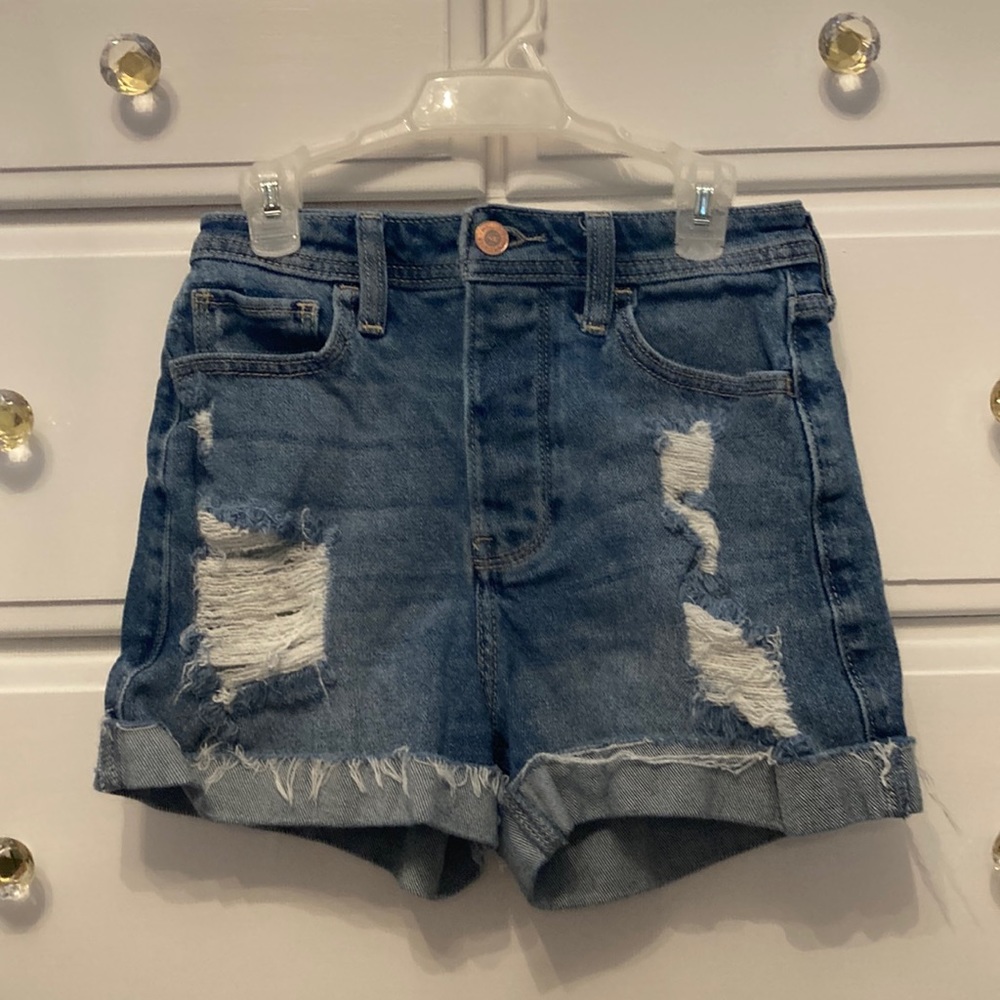 Hollister Ultra-High Rise Distressed Mom Shorts